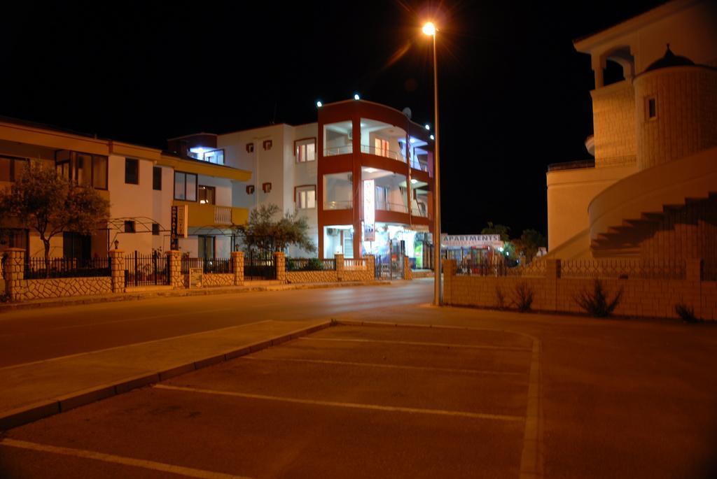 Apartments Monte Ulcinj Luaran gambar